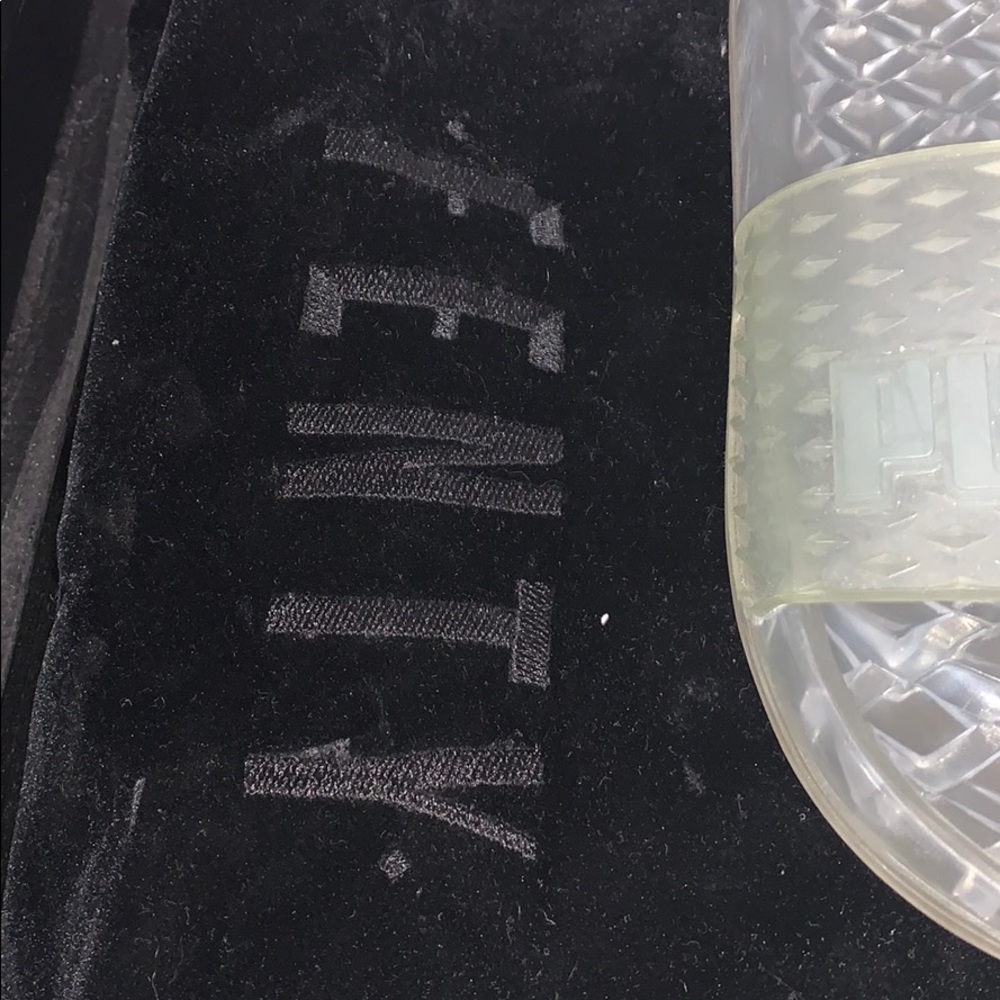 Puma Slides - Picture 3 of 4
